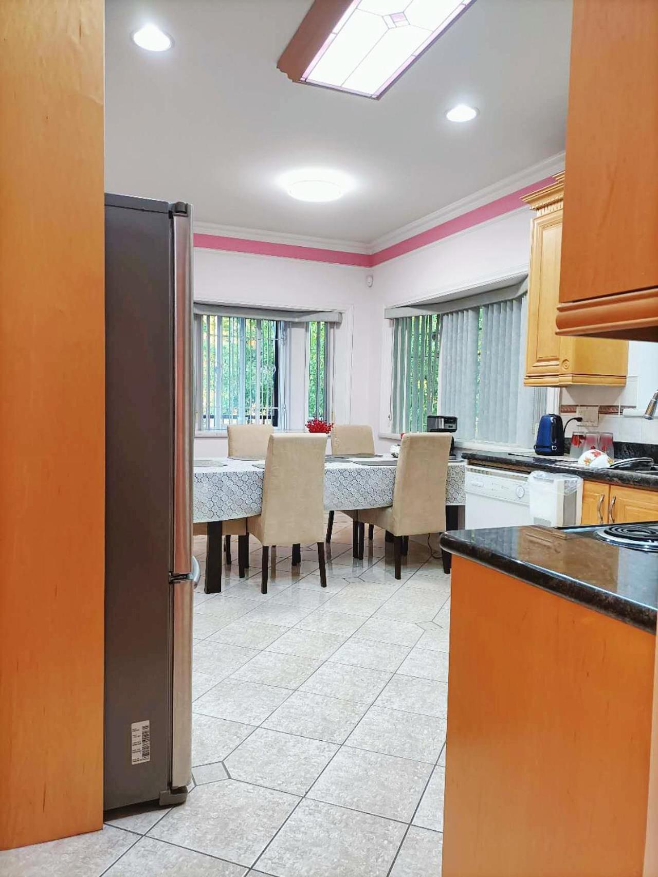 فندق Warm Retreat فانكوفر المظهر الخارجي الصورة